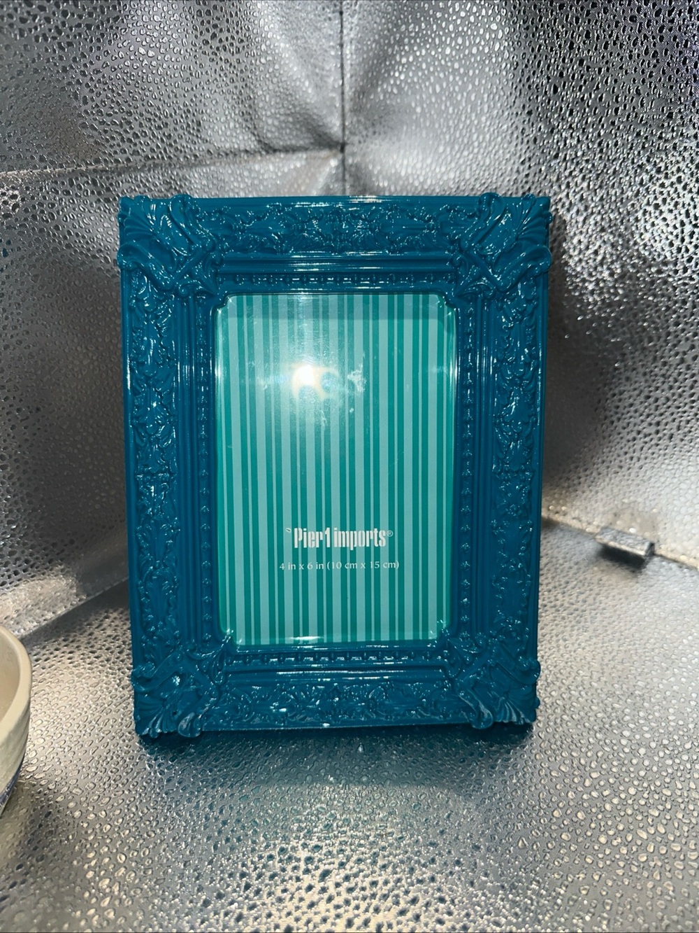 Pier 1 Vibrant Teal Ornate Picture Frame 4”x6” photo size
